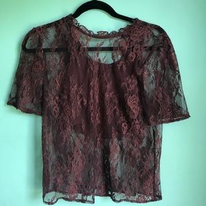 AE LACE CROP TOP ♡